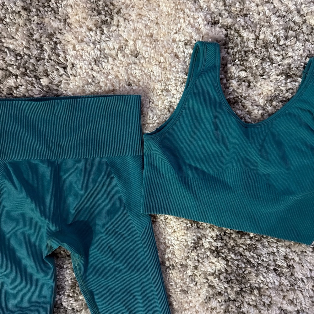Athleta Teal Ribbed Workout Set